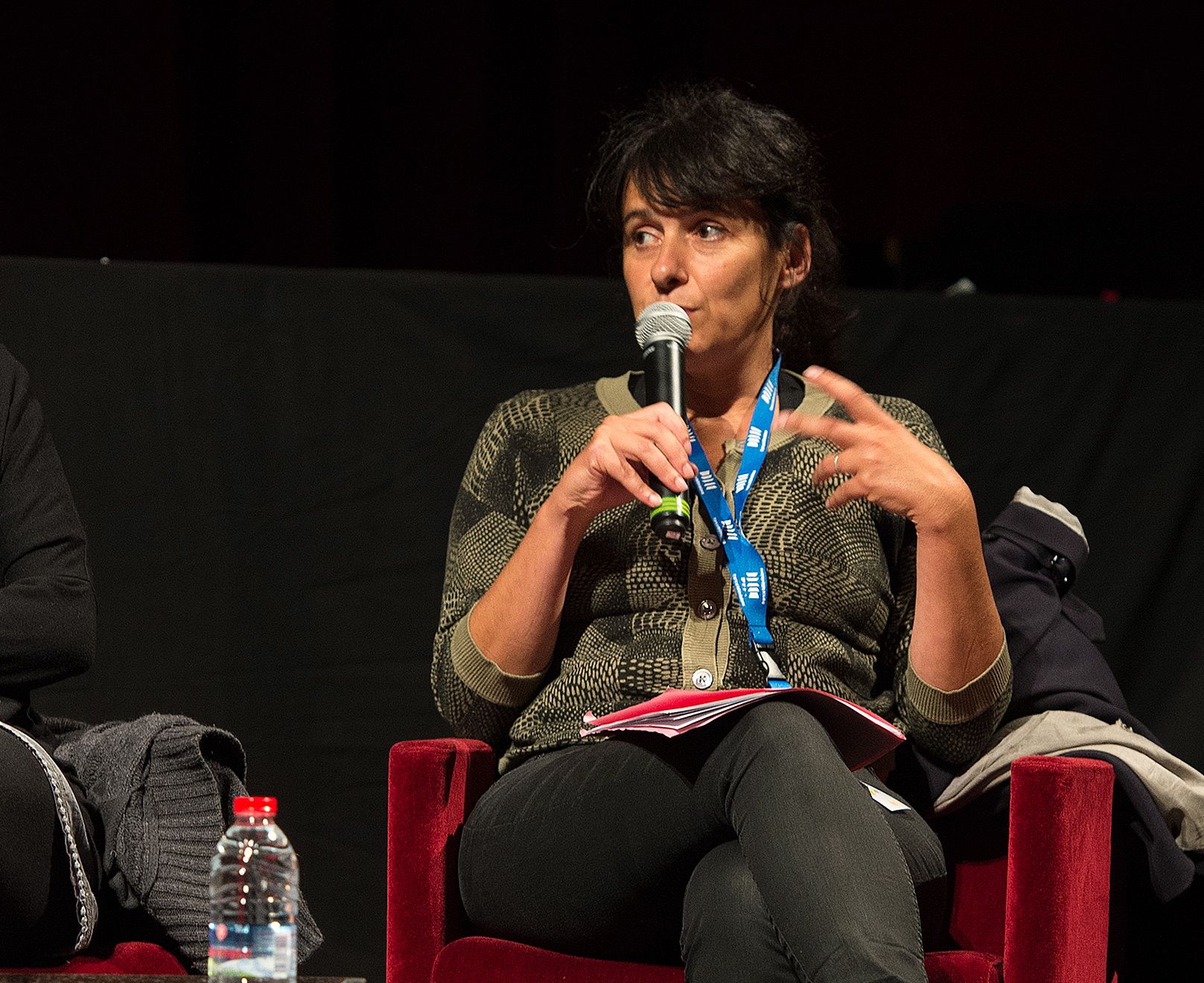 Estelle Robin You rerecadrée